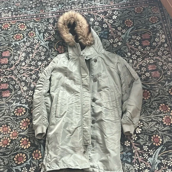 Abercrombie Green Jacket. - Picture 1 of 3